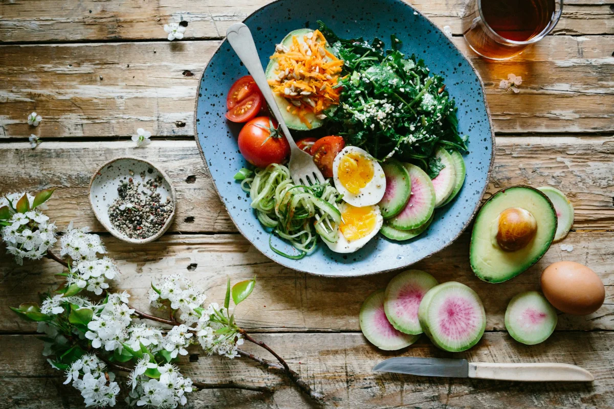 Dieta para el lipedema: Cómo aliviar el dolor y mejorar el bienestar a través de una nutrición dirigida