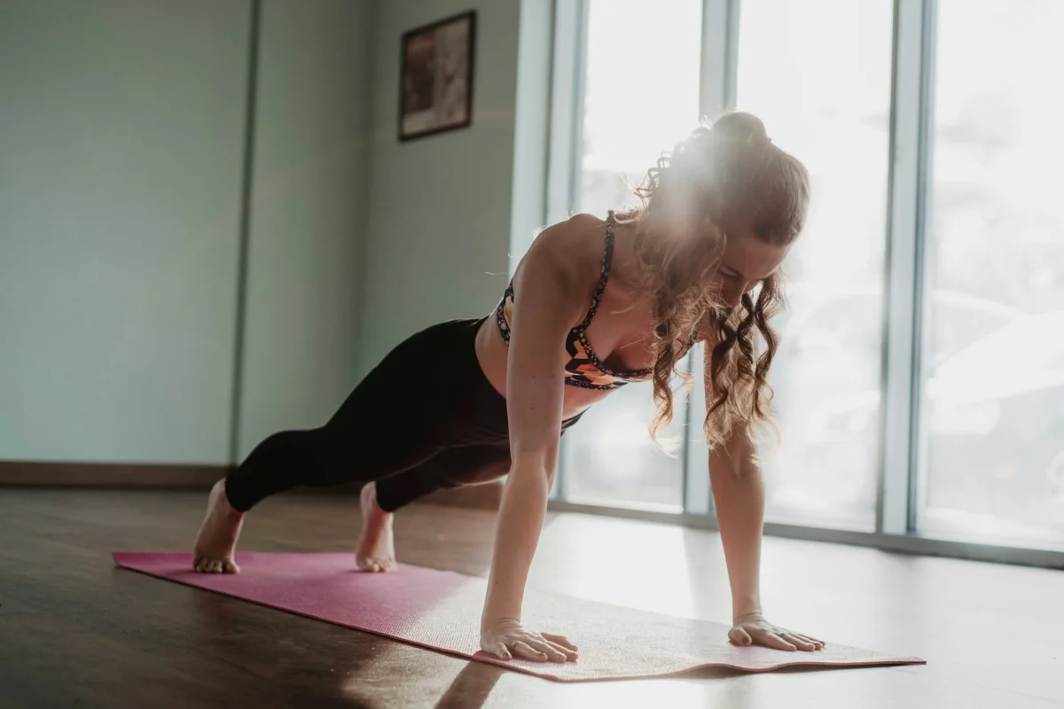 Planks – Warum diese einfache Übung zu den effektivsten Core-Trainings überhaupt gehört