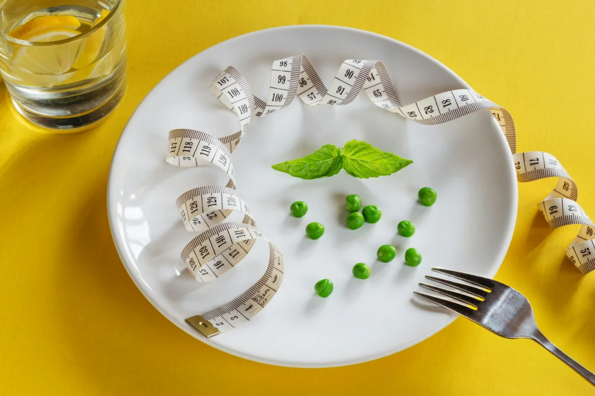 断続的な断食:効果、方法、科学的知見に関する包括的なガイド