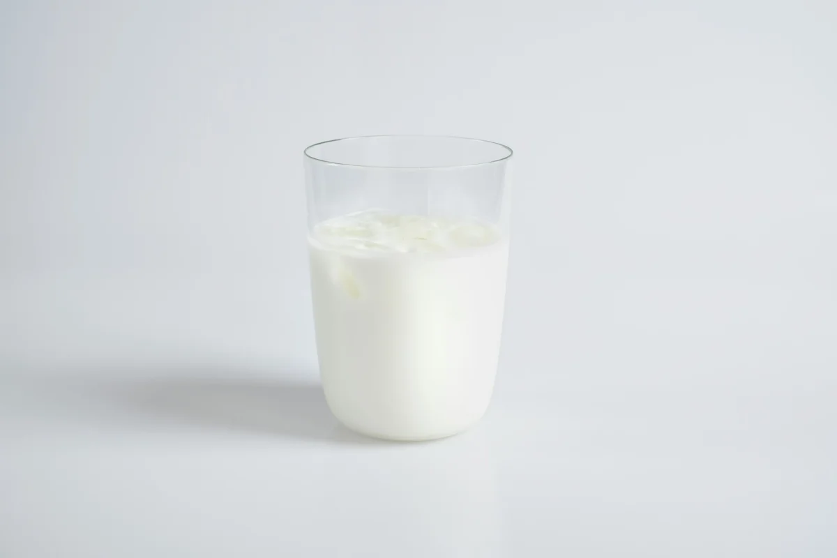Lait dans le domaine du fitness et du sport : Superaliment nécessaire ou boisson surestimée ?