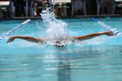 Swimming – Full body workout, fat burning and mental strength in water