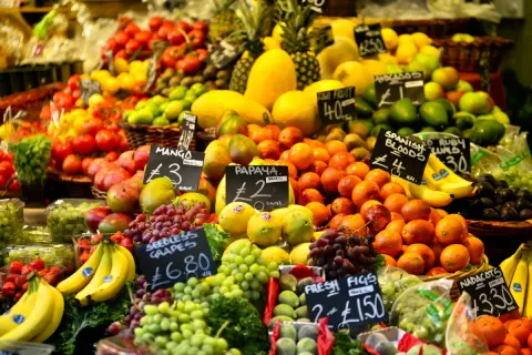 Obst und Vitamine: Eine Quelle für ein gesundes Leben