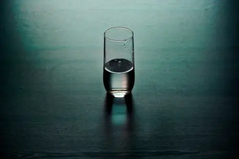 Trinken im Winter: So bleibst du gut hydriert in der kalten Jahreszeit
