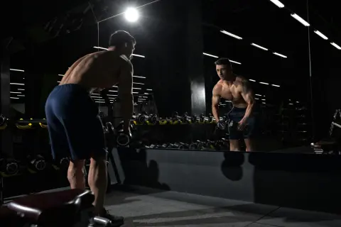 Entraînement excentrique : L'importance de la phase négative pour la force et la croissance musculaire